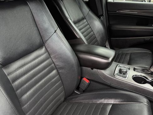 Used 2019 Jeep Grand Cherokee Limited X AWD/4WD image 43