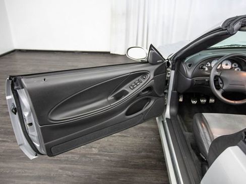 Used 2003 Ford Mustang Cobra image 16