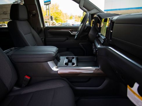 New 2026 Chevrolet Silverado 2500 LT w/ Trail Boss Package AWD/4WD image 19