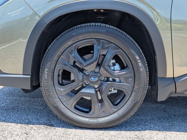Used 2025 Subaru Ascent Onyx Edition AWD/4WD image 23