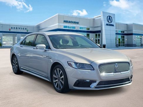 Used 2019 Lincoln Continental Premiere FWD image 1