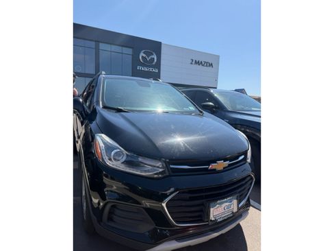 Used 2019 Chevrolet Trax LT w/ Driver Confidence Package image 5