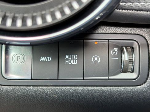 Used 2025 Chevrolet Equinox LT w/ Safety and Technology Package AWD/4WD image 20