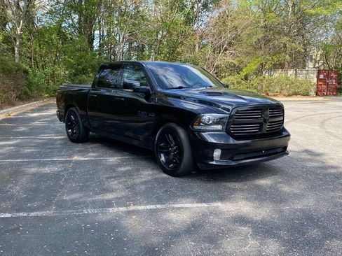 Used 2017 RAM 1500 Sport w/ Black Ram 1500 Sport Group image 3