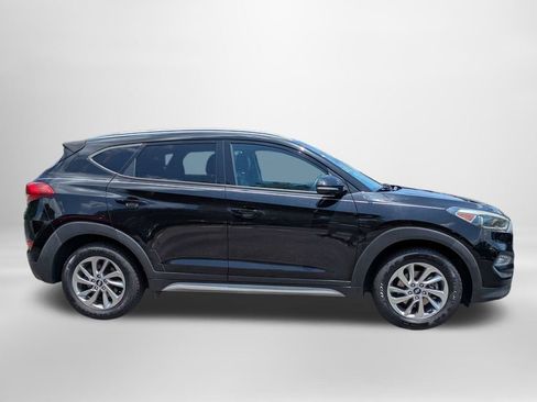 Used 2018 Hyundai Tucson SEL Plus FWD image 3