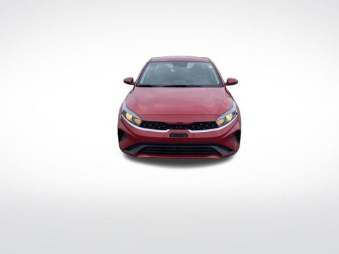 Used 2024 Kia Forte LXS image 8