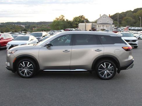 Used 2023 INFINITI QX60 Sensory w/ Vision Package image 5
