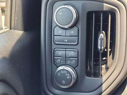New 2026 GMC Sierra 2500 Pro AWD/4WD image 19