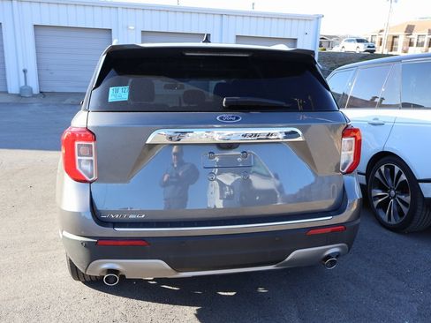 Certified 2023 Ford Explorer Limited image 9