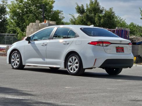 Certified 2024 Toyota Corolla LE FWD image 3