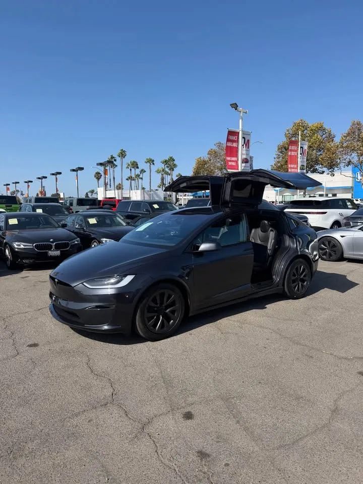 Used 2024 Tesla Model X AWD/4WD image 6