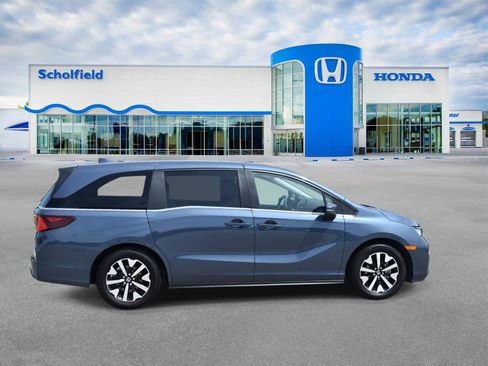 Used 2025 Honda Odyssey EX-L image 2