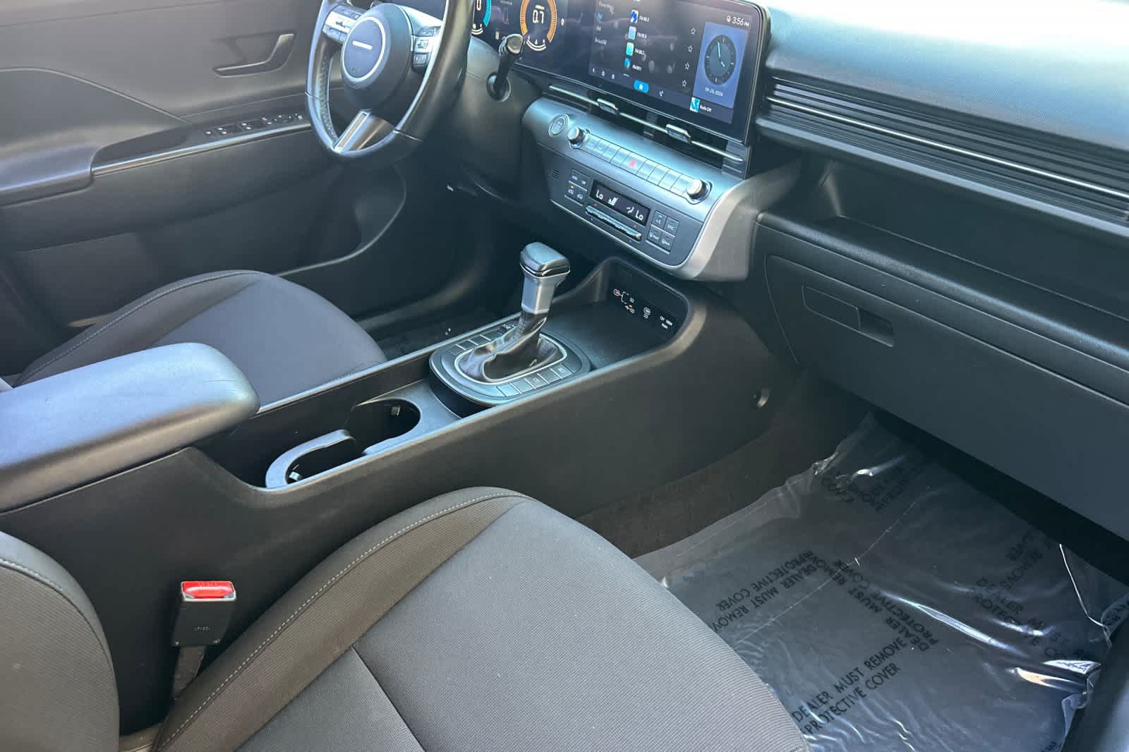 Used 2024 Hyundai Kona SEL FWD image 15