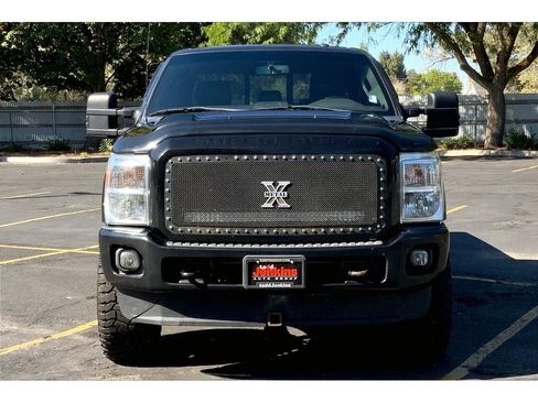 Used 2014 Ford F250 Lariat w/ Lariat Ultimate Package image 3