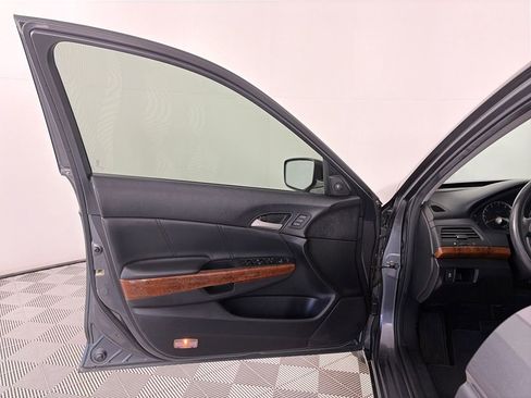 Used 2012 Honda Accord EX-L image 10