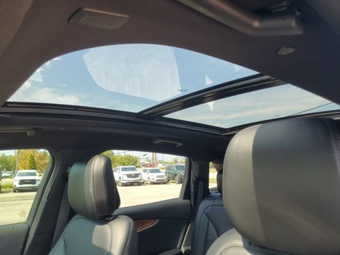 Used 2020 Lincoln Nautilus Reserve w/ Equipment Group 202A AWD/4WD image 11