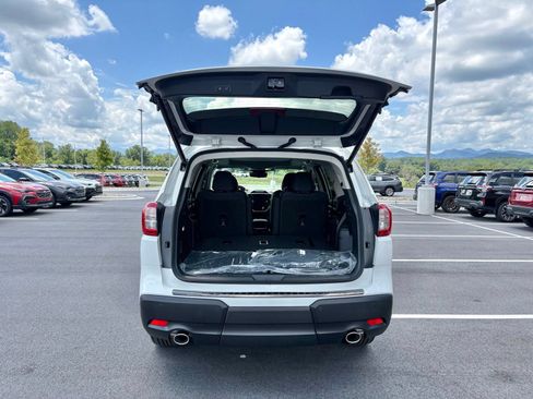 New 2026 Subaru Ascent Bronze Edition w/ Onyx Package AWD/4WD image 9