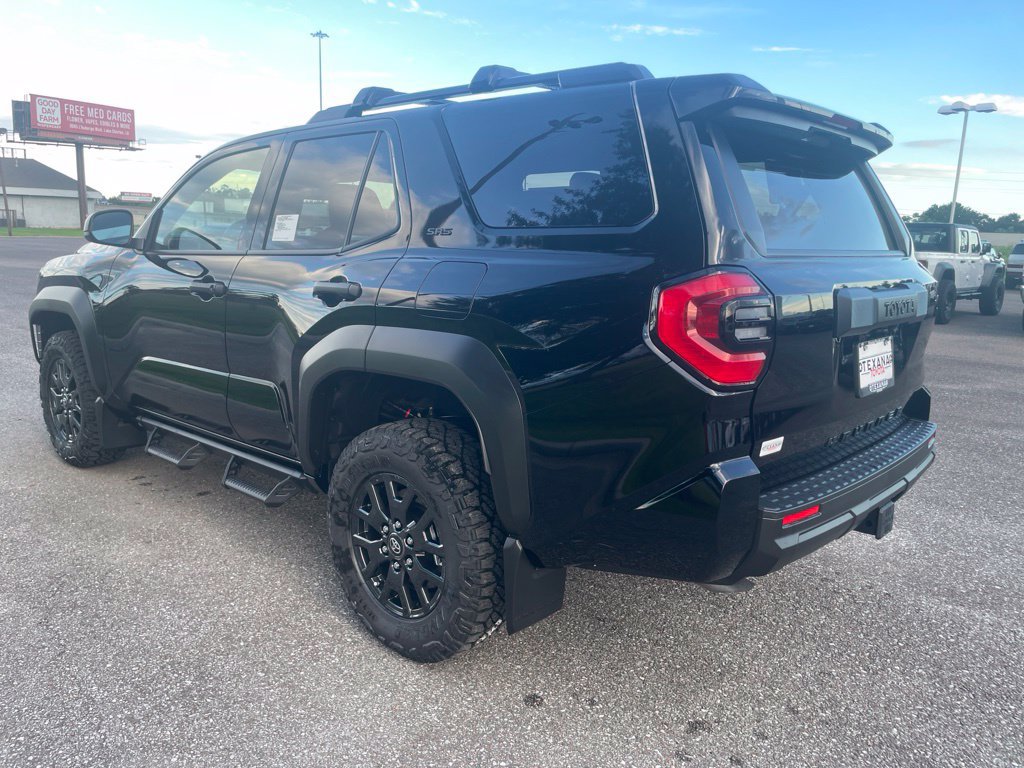 New 2026 Toyota 4Runner SR5 AWD/4WD image 5