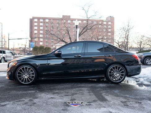 Used 2020 Mercedes-Benz C 300 Sedan image 4