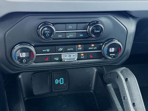 Used 2023 Ford Bronco Big Bend AWD/4WD image 12