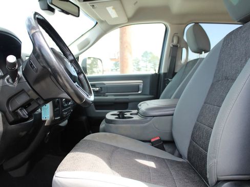 Used 2018 RAM 3500 Big Horn image 18