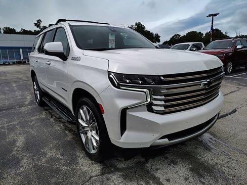 Used 2021 Chevrolet Tahoe High Country AWD/4WD image 3