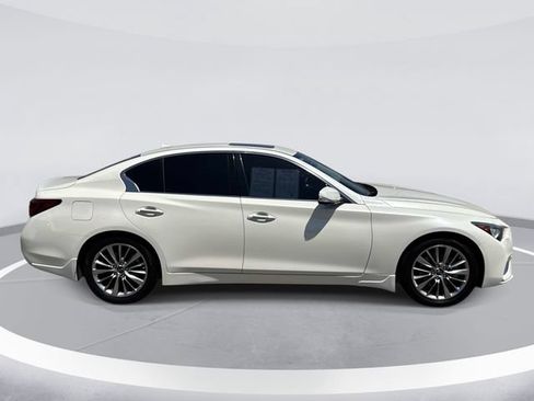 Used 2023 INFINITI Q50 Luxe w/ Cargo Package RWD image 3