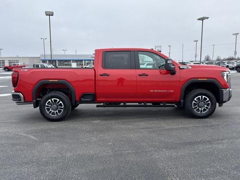 New 2026 GMC Sierra 3500 Pro image 2