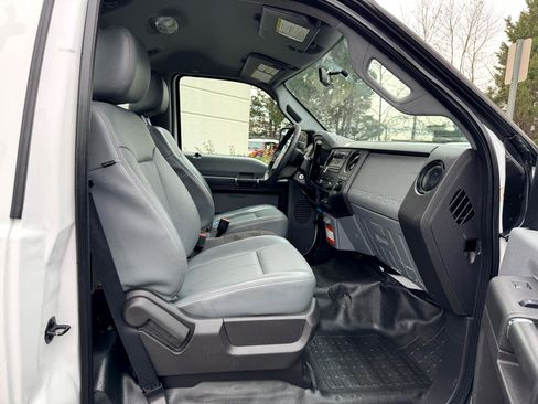 Used 2015 Ford F450 XL w/ Power Equipment Group image 36