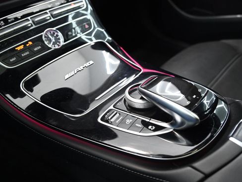 Used 2019 Mercedes-Benz E 63 AMG S image 35