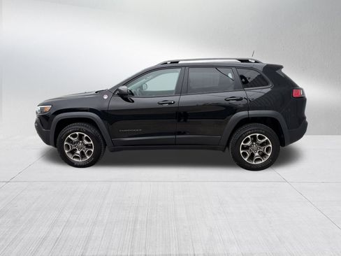 Used 2020 Jeep Cherokee Trailhawk w/ Cold Weather Group image 4