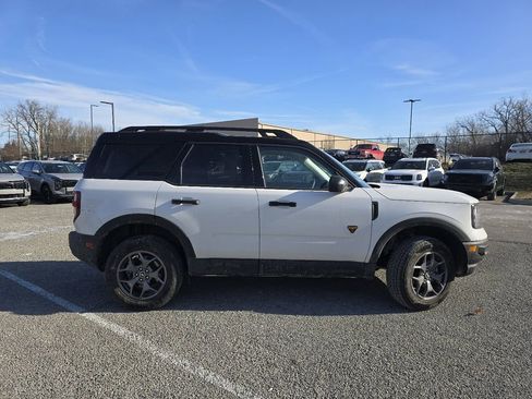 Used 2024 Ford Bronco Sport Badlands image 16