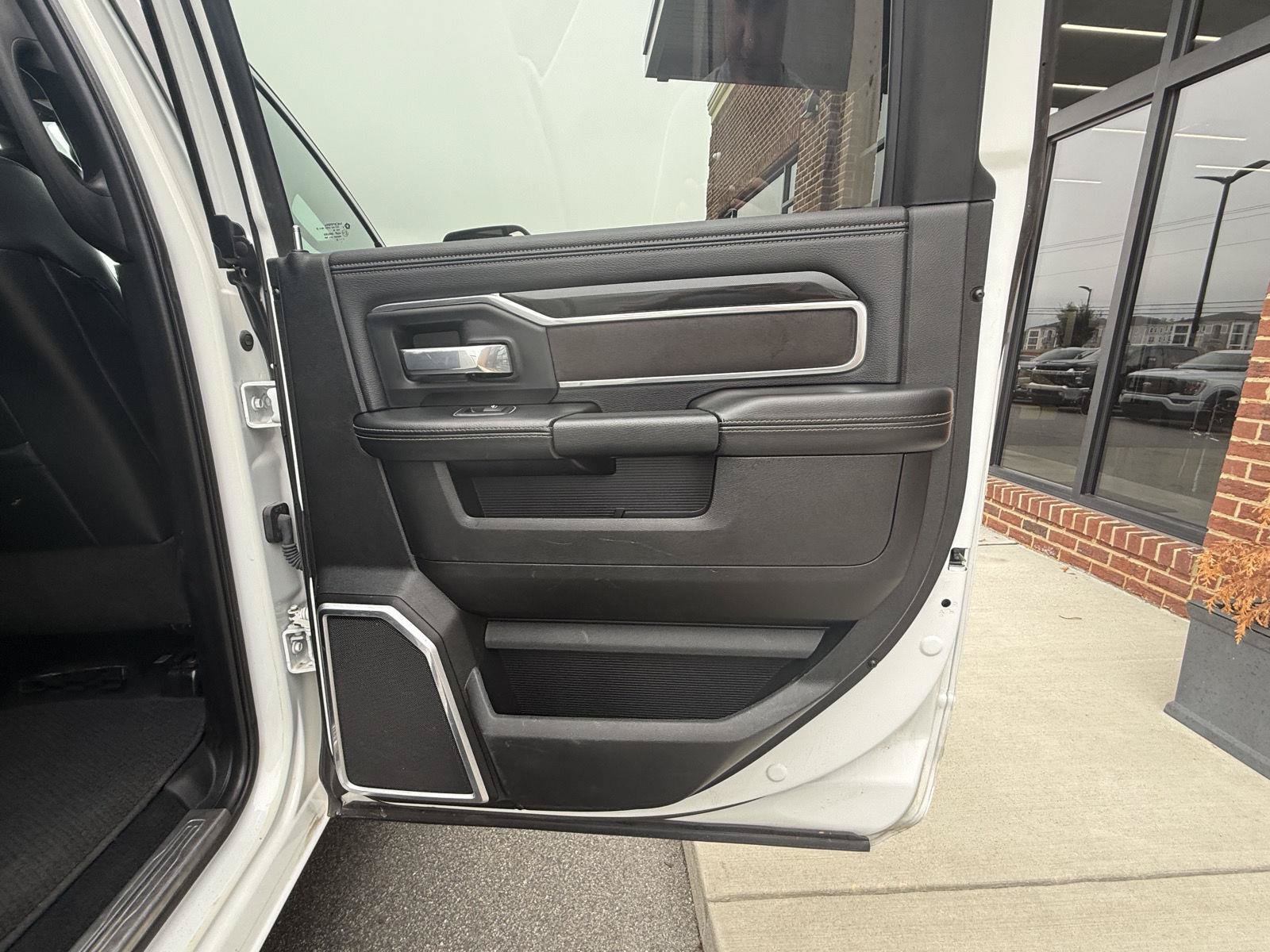Used 2022 RAM 2500 Laramie AWD/4WD image 27