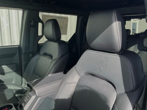 New 2026 Ford Bronco Outer Banks image 9