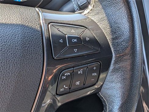 Used 2018 Ford Explorer Platinum image 14