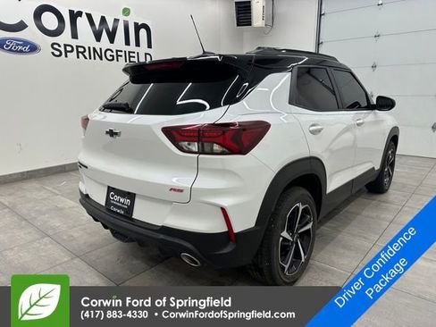 Used 2023 Chevrolet TrailBlazer RS w/ Sun and Liftgate Package image 6