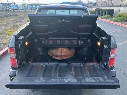 Used 2010 Honda Ridgeline RT image 19