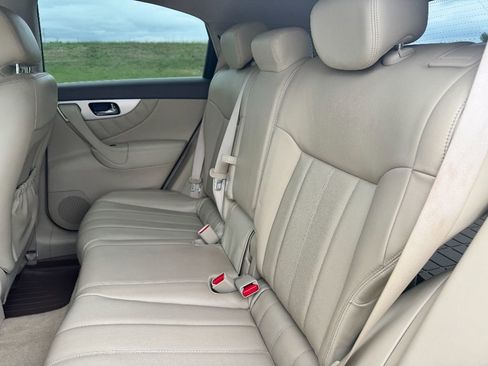 Used 2017 INFINITI QX70 2WD image 14