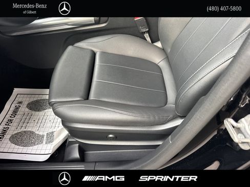 Certified 2025 Mercedes-Benz GLA 250 image 11