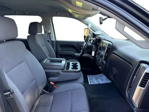 Used 2019 Chevrolet Silverado 2500 LT w/ Midnight Edition AWD/4WD image 14