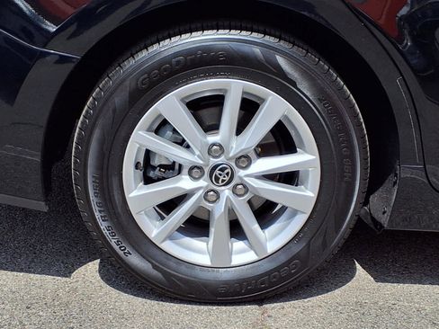 Certified 2025 Toyota Camry LE FWD image 7