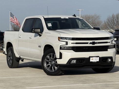 Used 2021 Chevrolet Silverado 1500 RST w/ Bed Protection Package image 2
