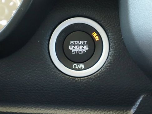 Used 2023 RAM 1500 Laramie image 5