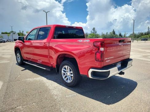 Certified 2024 Chevrolet Silverado 1500 LT AWD/4WD image 3
