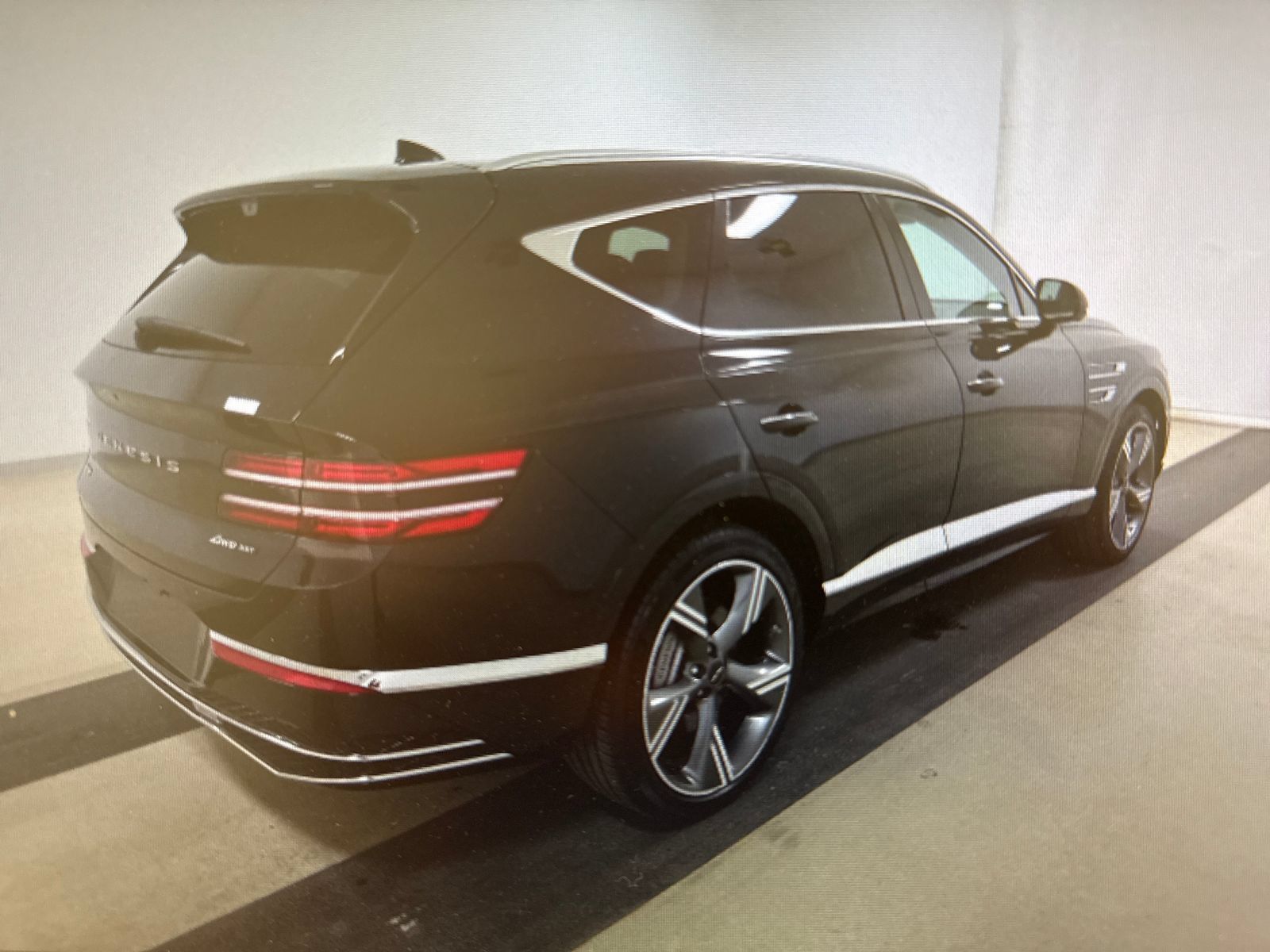 Used 2025 Genesis GV80 3.5T Prestige AWD/4WD image 2