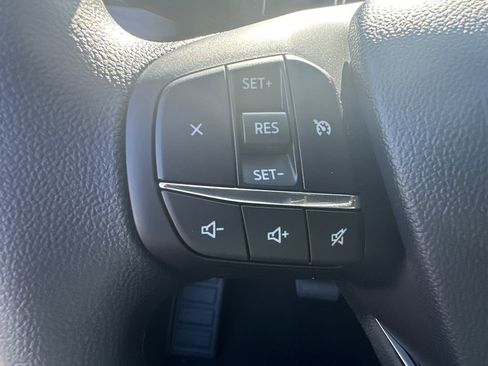 New 2025 Ford Maverick XL image 24