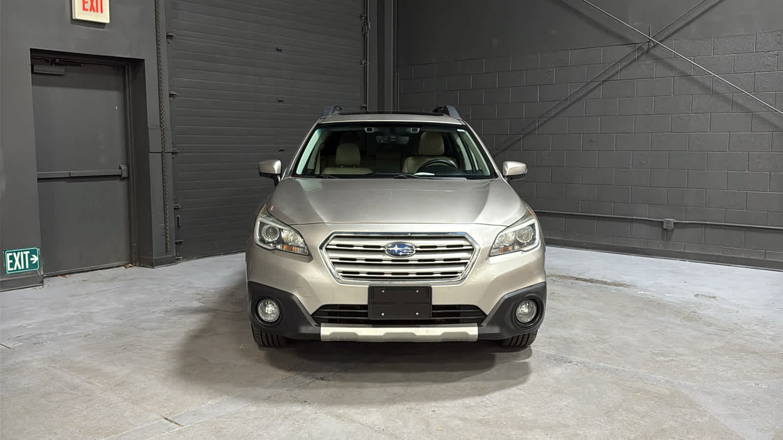 Used 2017 Subaru Outback 2.5i Limited AWD/4WD image 2