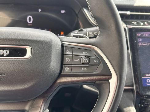 Used 2021 Jeep Grand Cherokee L Limited image 27