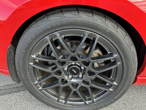 Used 2014 Ford Mustang Shelby GT500 w/ Equipment Group 821A image 9