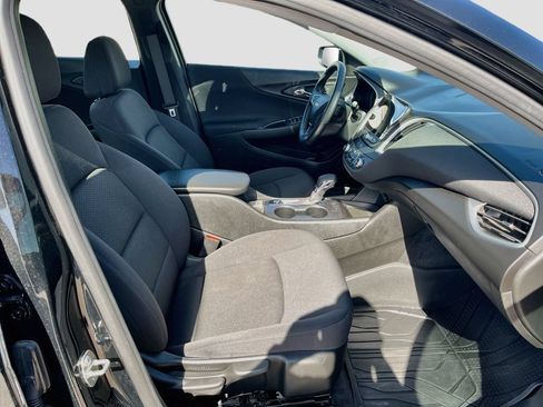 Used 2024 Chevrolet Malibu RS FWD image 27